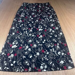 Notations Women’s 1X Black Floral Midi Skirt Red White Winter Fall Elastic Waist